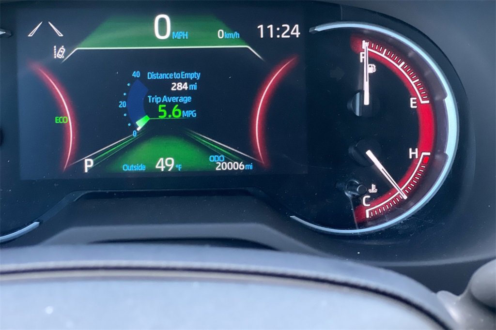 Certified 2025 Toyota RAV4 LE image 28