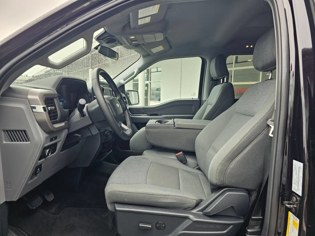 Used 2025 Ford F150 XLT w/ Equipment Group 301A Standard AWD/4WD image 20