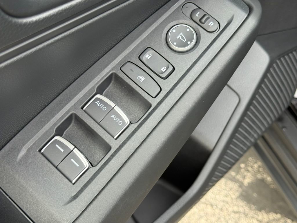 Used 2025 Honda Accord LX image 17