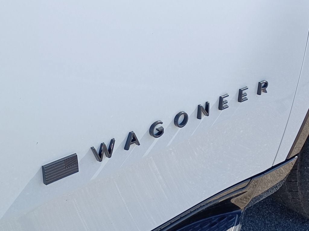 Used 2024 Jeep Wagoneer Series II AWD/4WD image 6