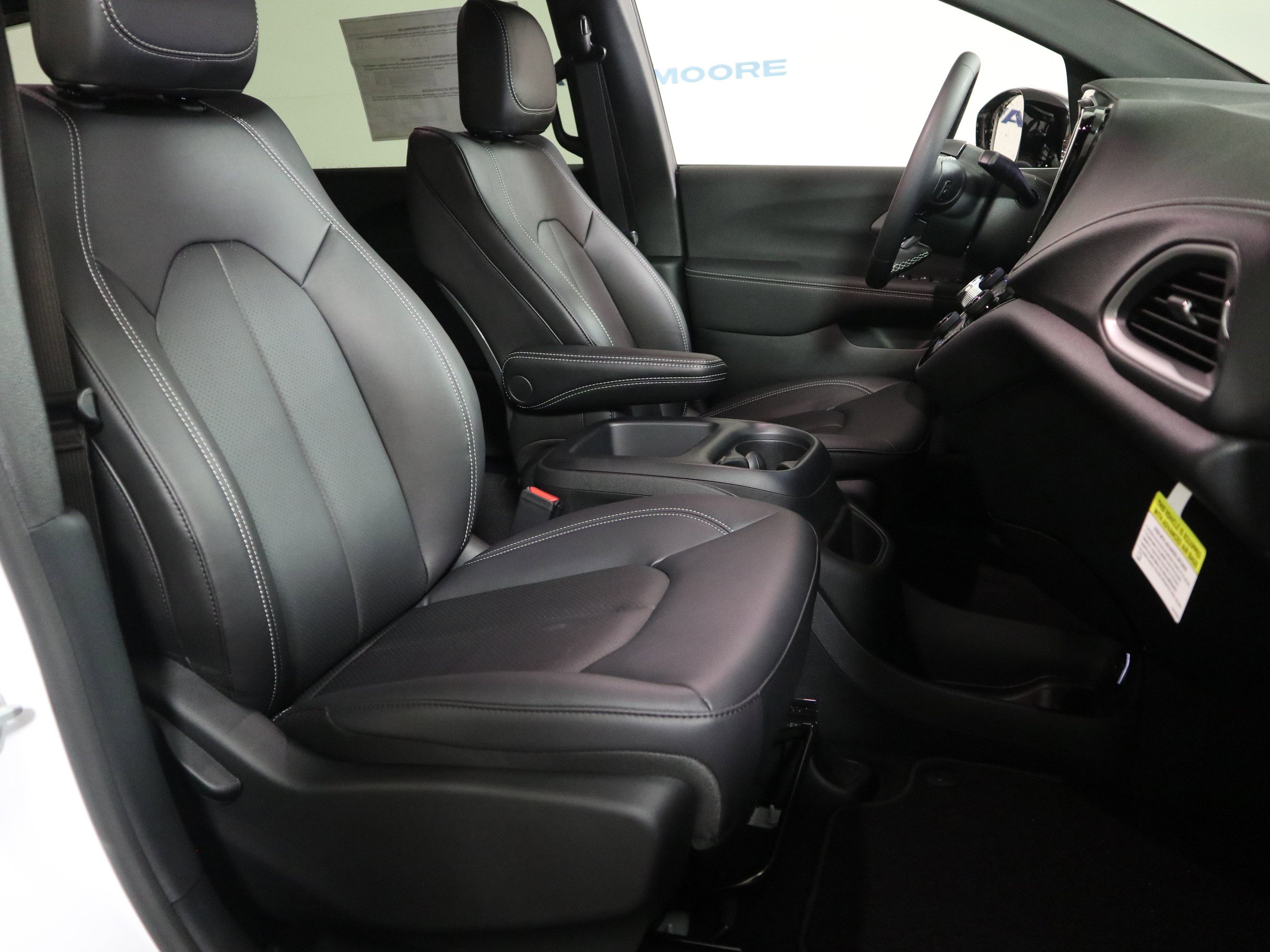 New 2026 Chrysler Pacifica Select image 21