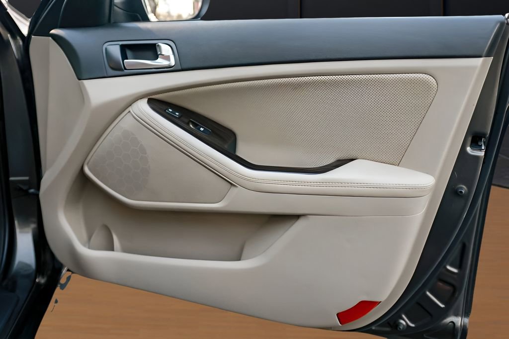 Used 2014 Kia Optima EX w/ Paint Protection Film Package image 18