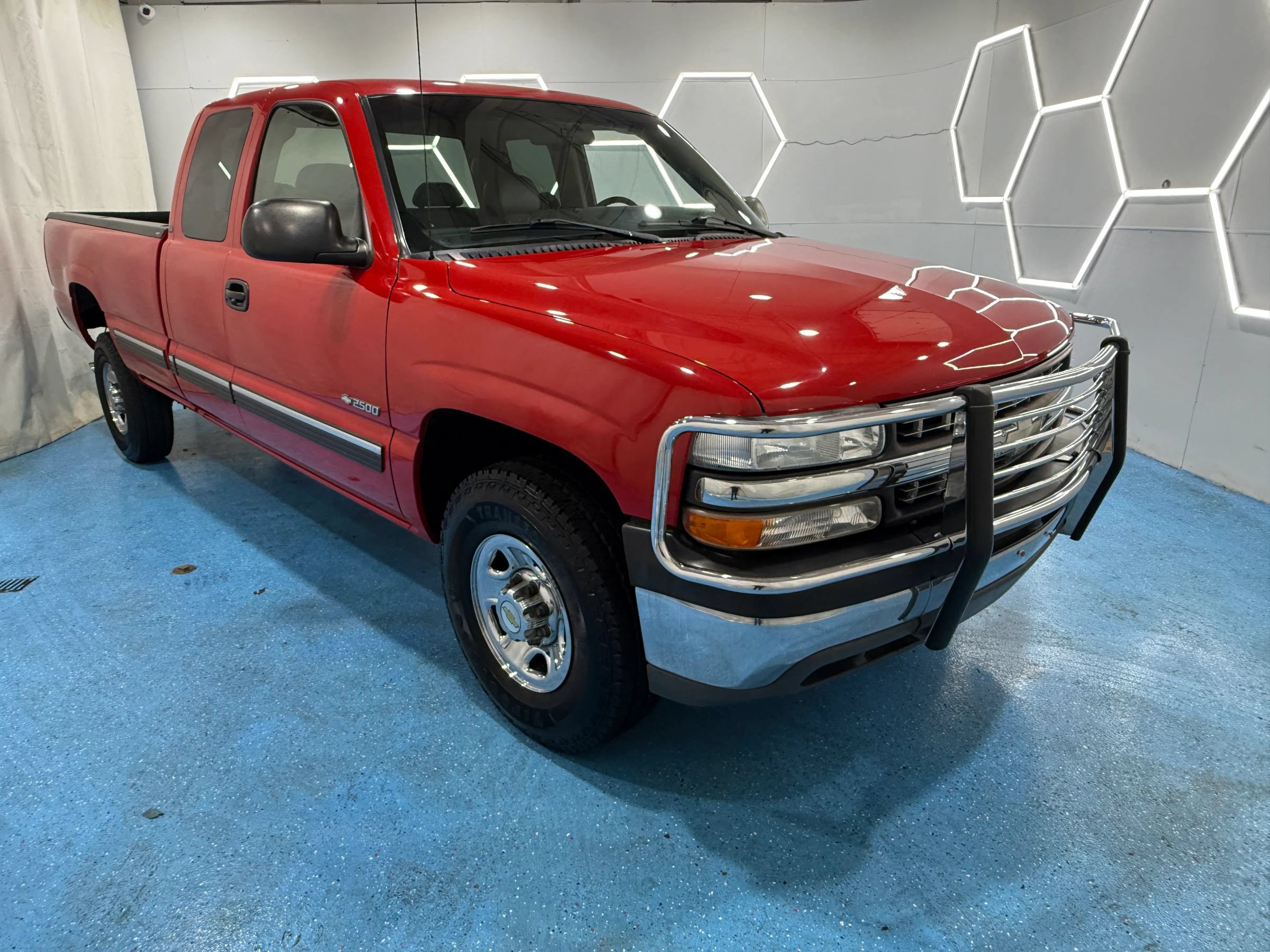 Used 1999 Chevrolet Silverado 2500 2WD Extended Cab w/ Exterior Appearance Pkg image 12