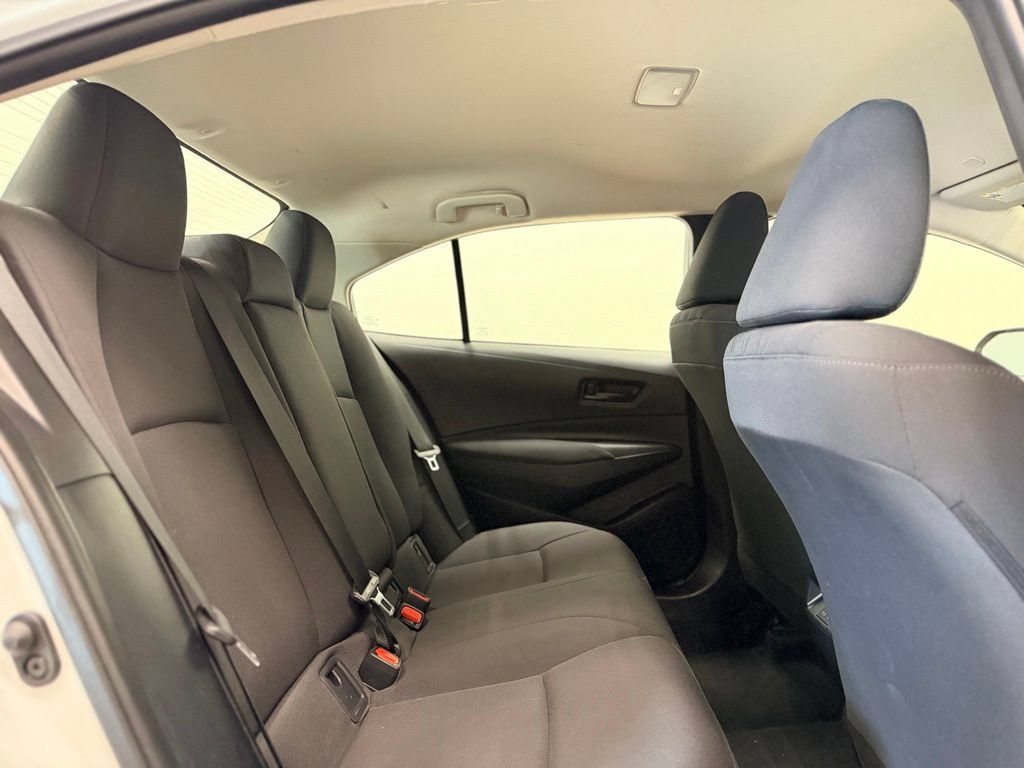 Used 2025 Toyota Corolla LE FWD image 20