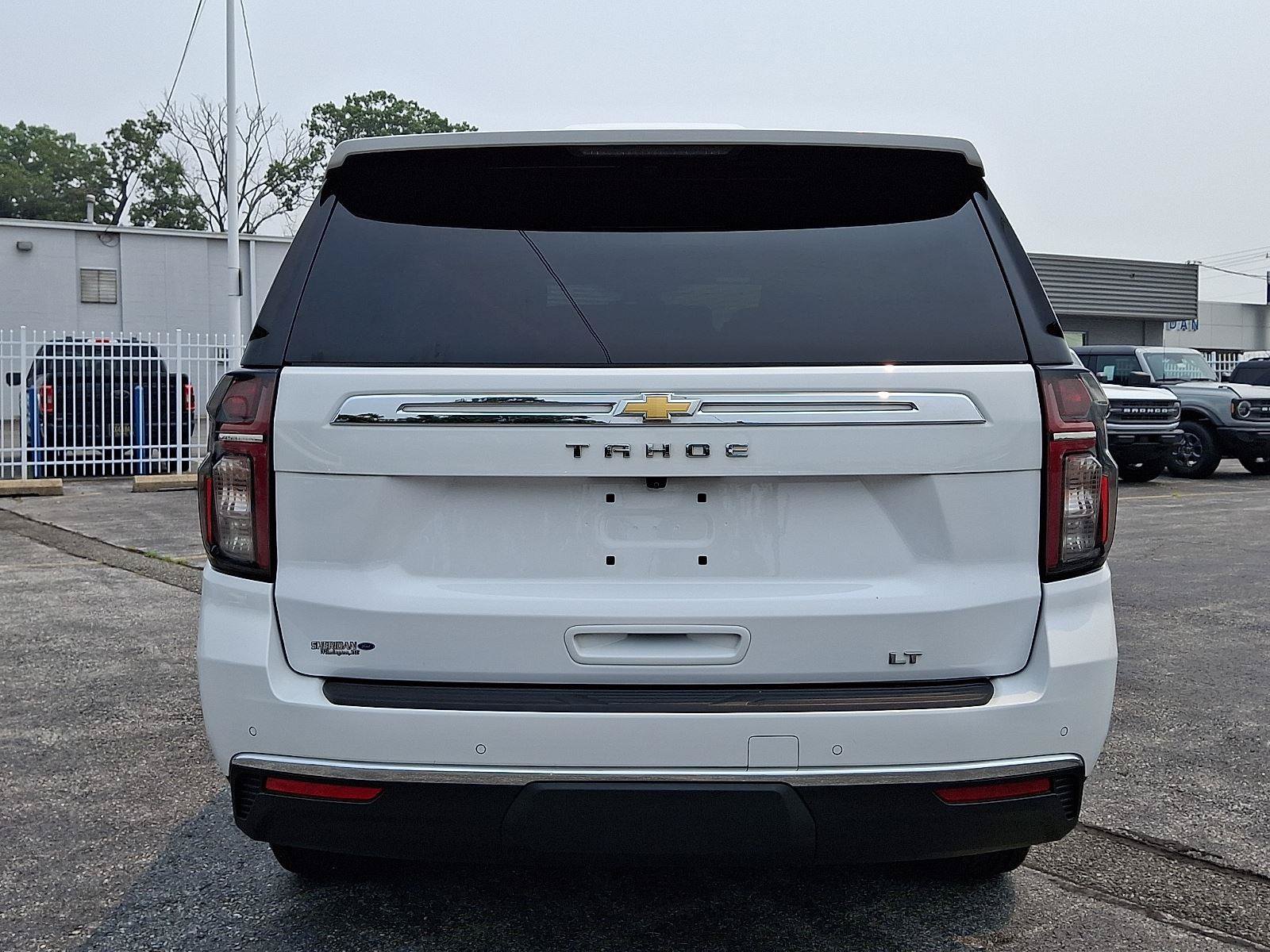 Used 2024 Chevrolet Tahoe LT w/ LT Signature Package AWD/4WD image 5