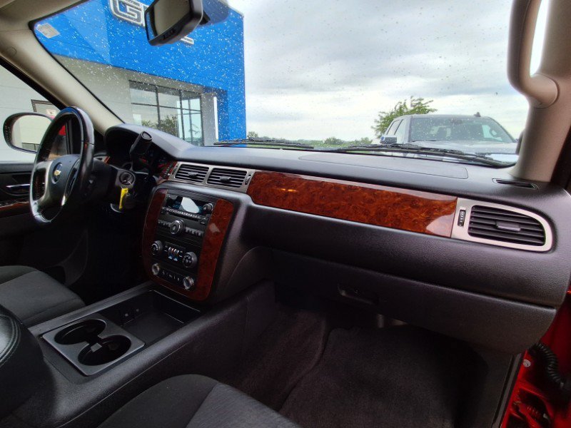 Used 2011 Chevrolet Avalanche LS w/ Convenience Package AWD/4WD image 14