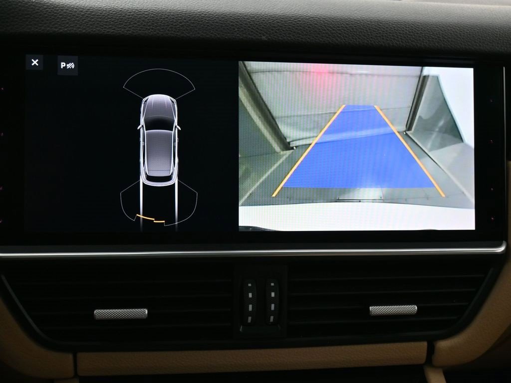 Used 2019 Porsche Cayenne image 11