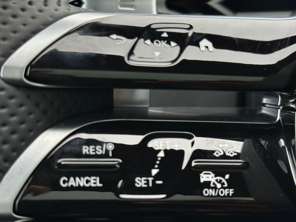 Used 2024 Mercedes-Benz CLE 300 4MATIC Coupe w/ AMG Line image 21