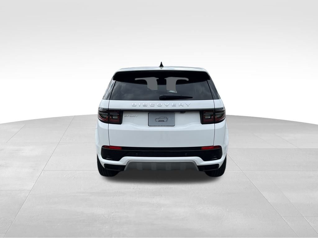 New 2025 Land Rover Discovery Sport S image 4