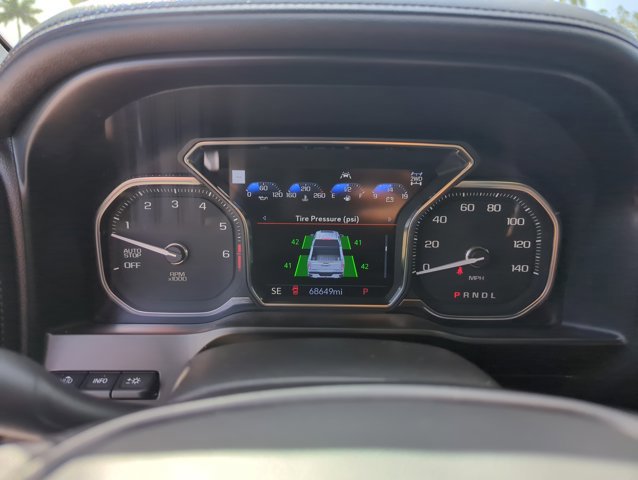 Used 2020 GMC Sierra 1500 AT4 w/ AT4 Premium Package image 9