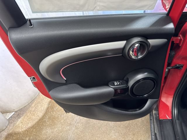 Used 2024 MINI Cooper S FWD image 23