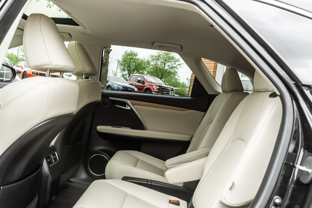 Used 2022 Lexus RX 450hL AWD w/ Premium Package image 25