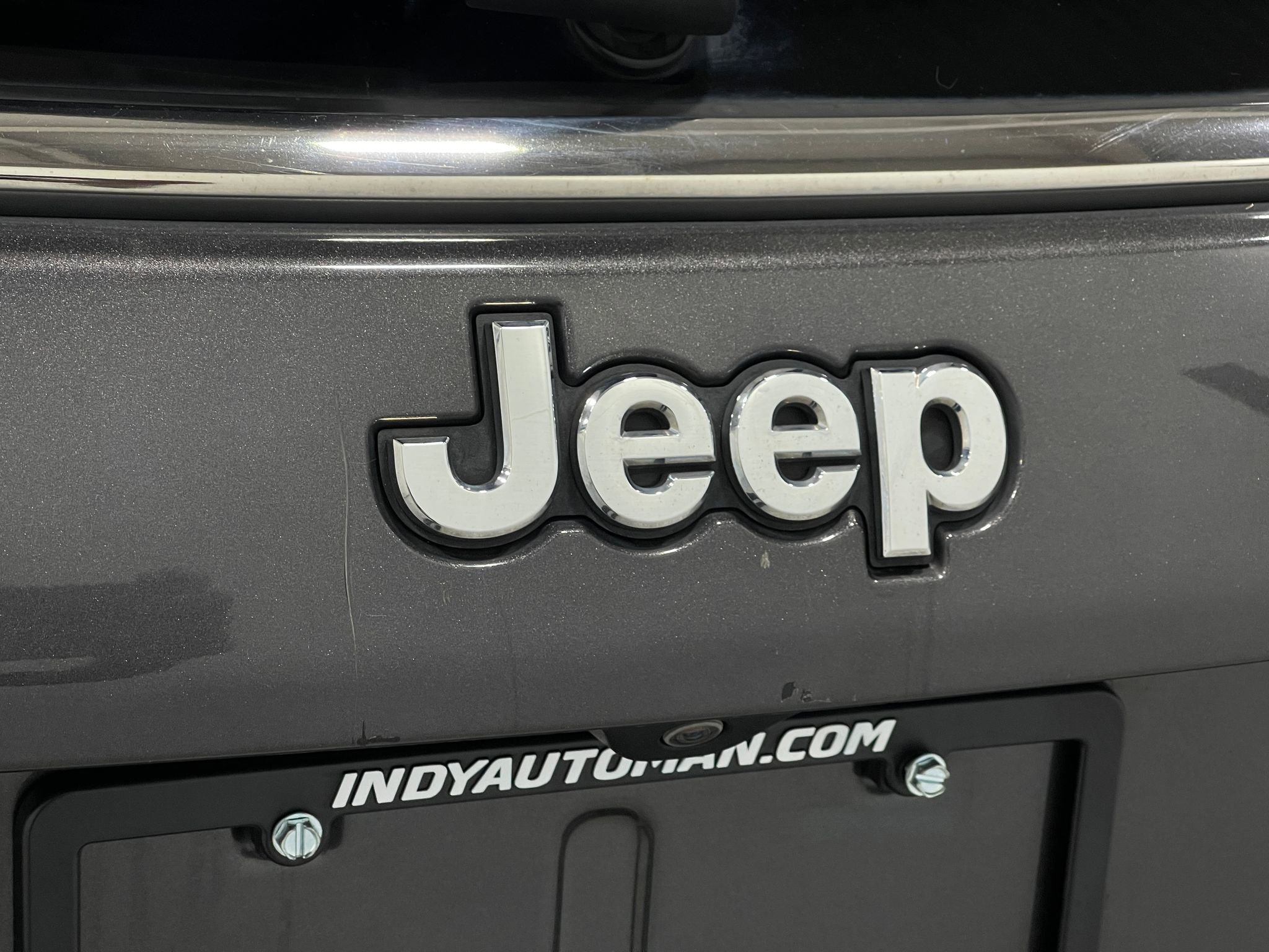 Used 2018 Jeep Compass Limited image 37