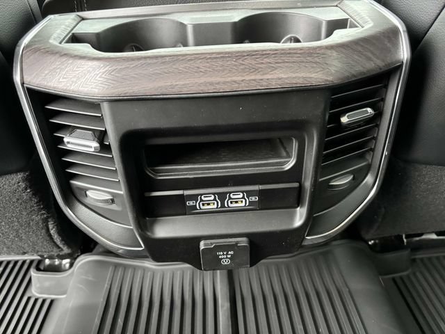 New 2025 RAM 2500 Laramie AWD/4WD image 33