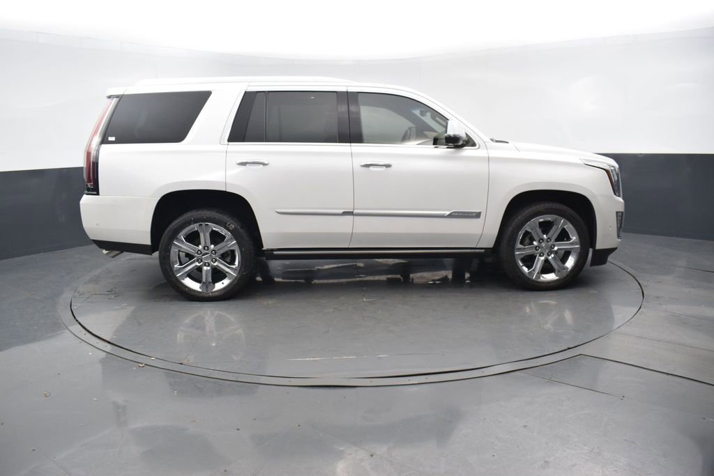 Used 2019 Cadillac Escalade Platinum image 7