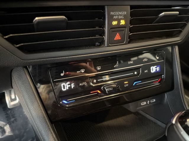 Used 2025 Volkswagen Jetta Sport image 26