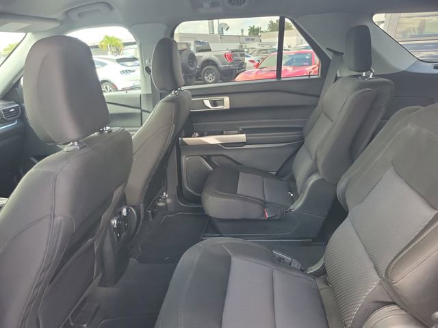 Used 2022 Ford Explorer XLT image 9