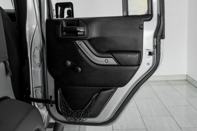 Used 2014 Jeep Wrangler Unlimited Sport AWD/4WD image 38