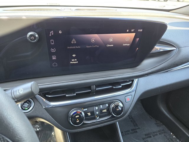 Used 2025 Buick Envista Preferred image 9
