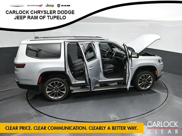 Used 2025 Jeep Wagoneer Series III w/ Premium Group I AWD/4WD image 48