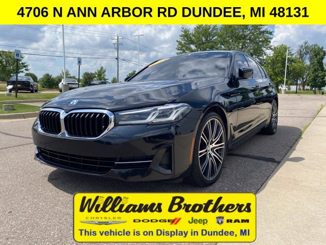 Used 2022 BMW 530i xDrive w/ Convenience Package AWD/4WD image 1