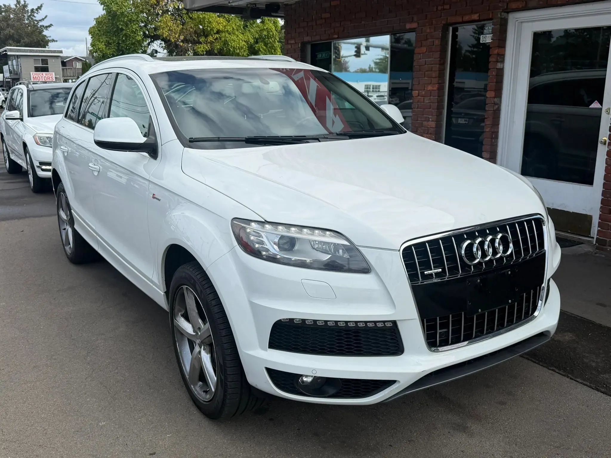 Used 2014 Audi Q7 3.0T S line Prestige w/ Towing Package AWD/4WD image 14