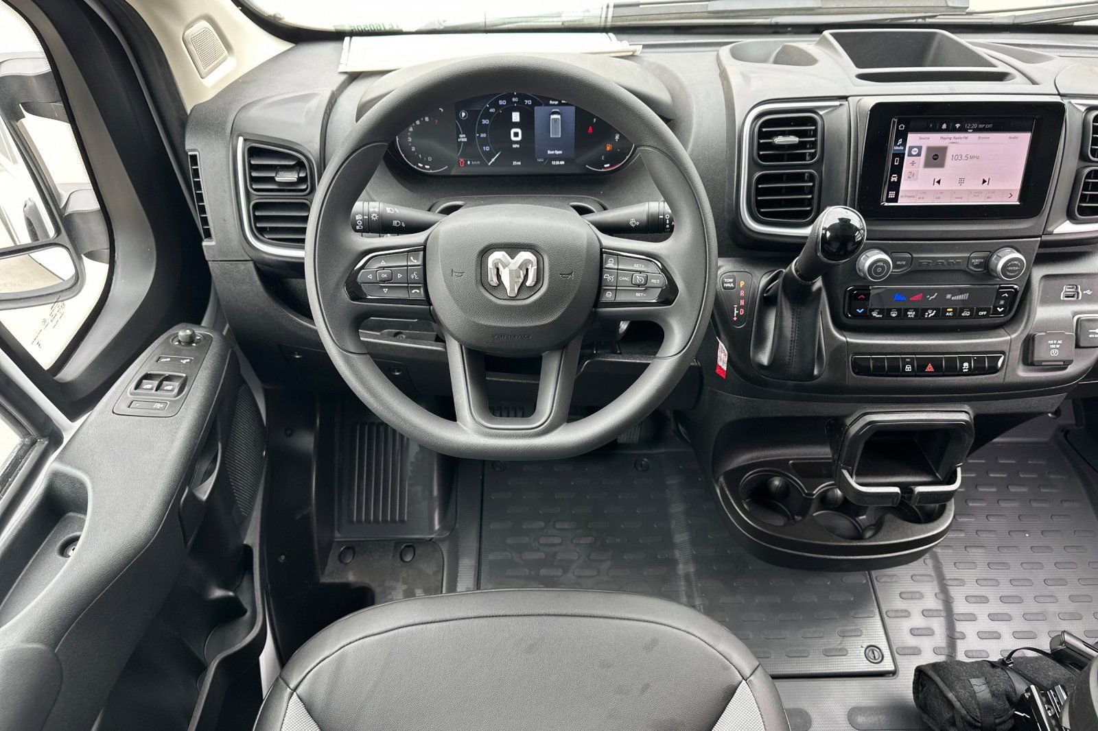 New 2026 RAM ProMaster 2500 w/ Quick Order Package 22G SLT image 14