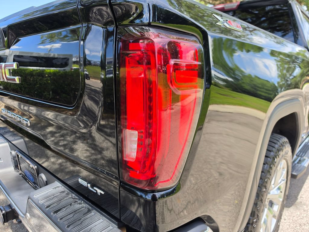 Used 2020 GMC Sierra 1500 SLT w/ SLT Premium Plus Package AWD/4WD image 13