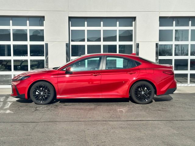 Used 2025 Toyota Camry SE w/ Multimedia Upgrade Package AWD/4WD image 3