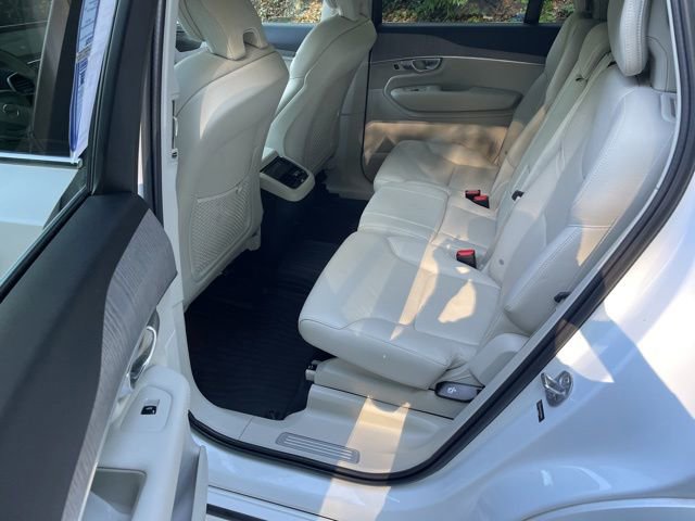 Used 2023 Volvo XC90 B6 Plus w/ Protection Package AWD/4WD image 12