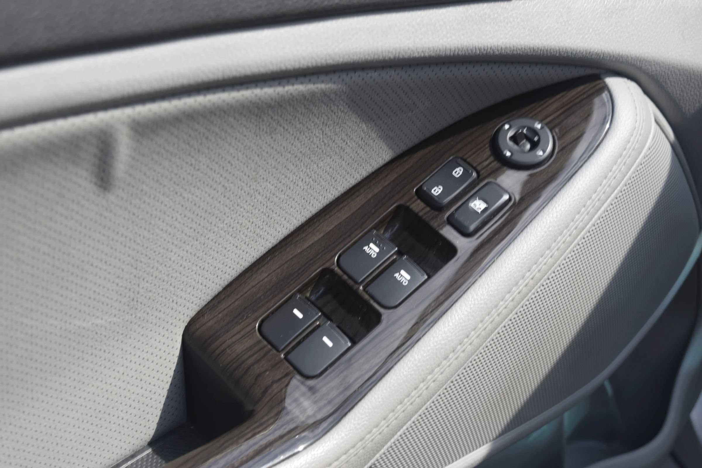 Used 2014 Kia Optima EX FWD image 7