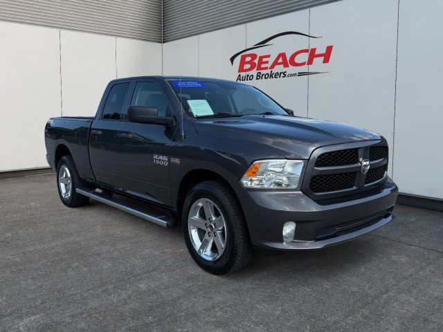 Used 2018 RAM 1500 Express w/ Express Value Package AWD/4WD image 3