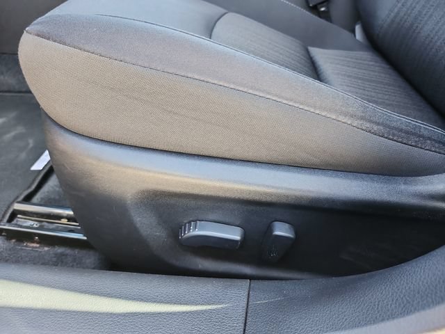 Used 2025 Nissan Altima 2.5 SV FWD image 25