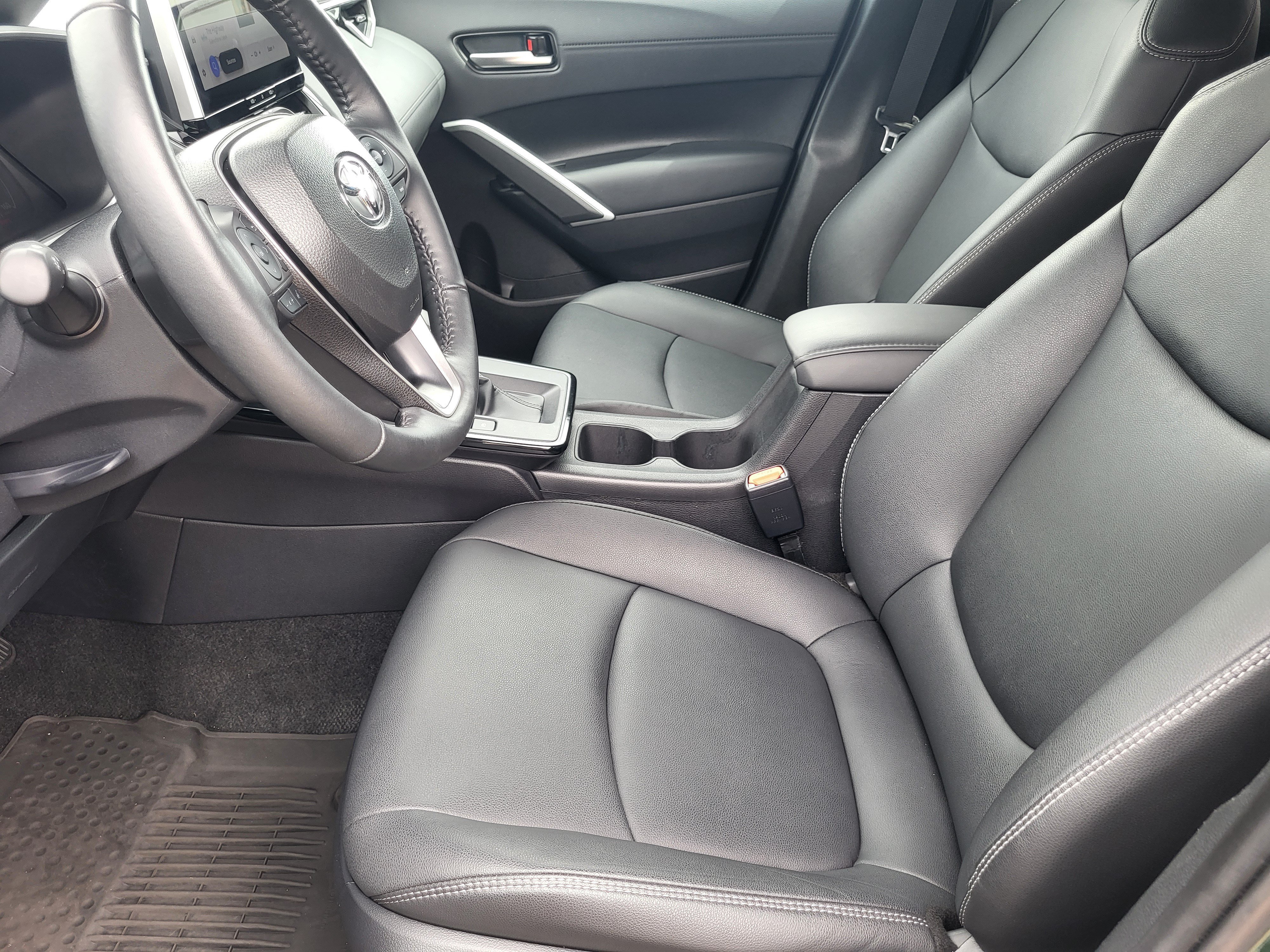 Certified 2026 Toyota Corolla Cross XLE w/ Convenience Package AWD/4WD image 10