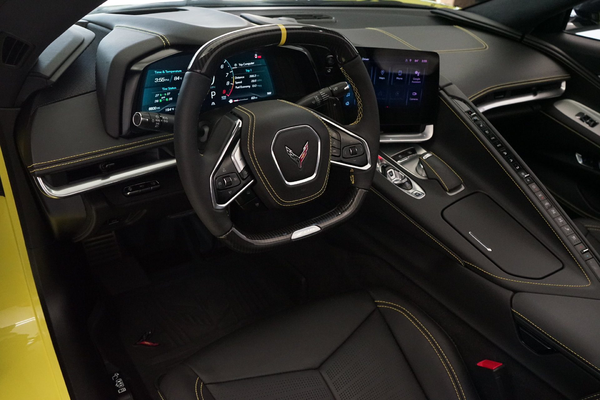 Used 2024 Chevrolet Corvette Z06 RWD image 7