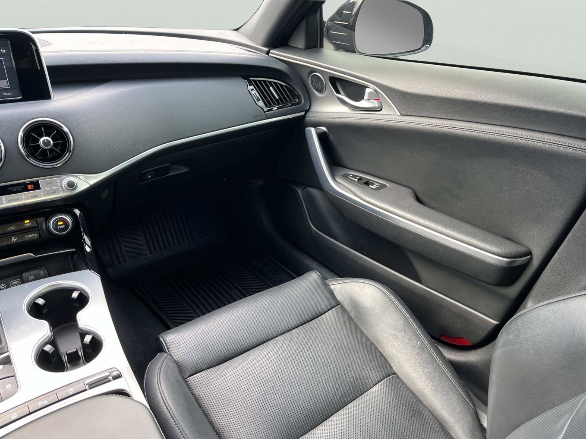 Used 2019 Kia Stinger GT image 9