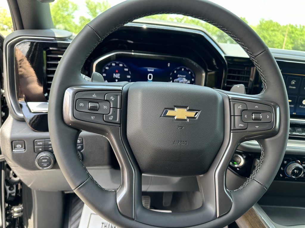 New 2025 Chevrolet Silverado 1500 High Country image 32