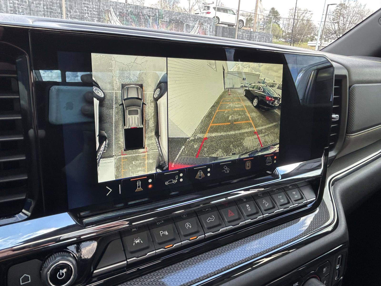 Used 2024 Chevrolet Silverado 1500 ZR2 w/ Technology Package image 26
