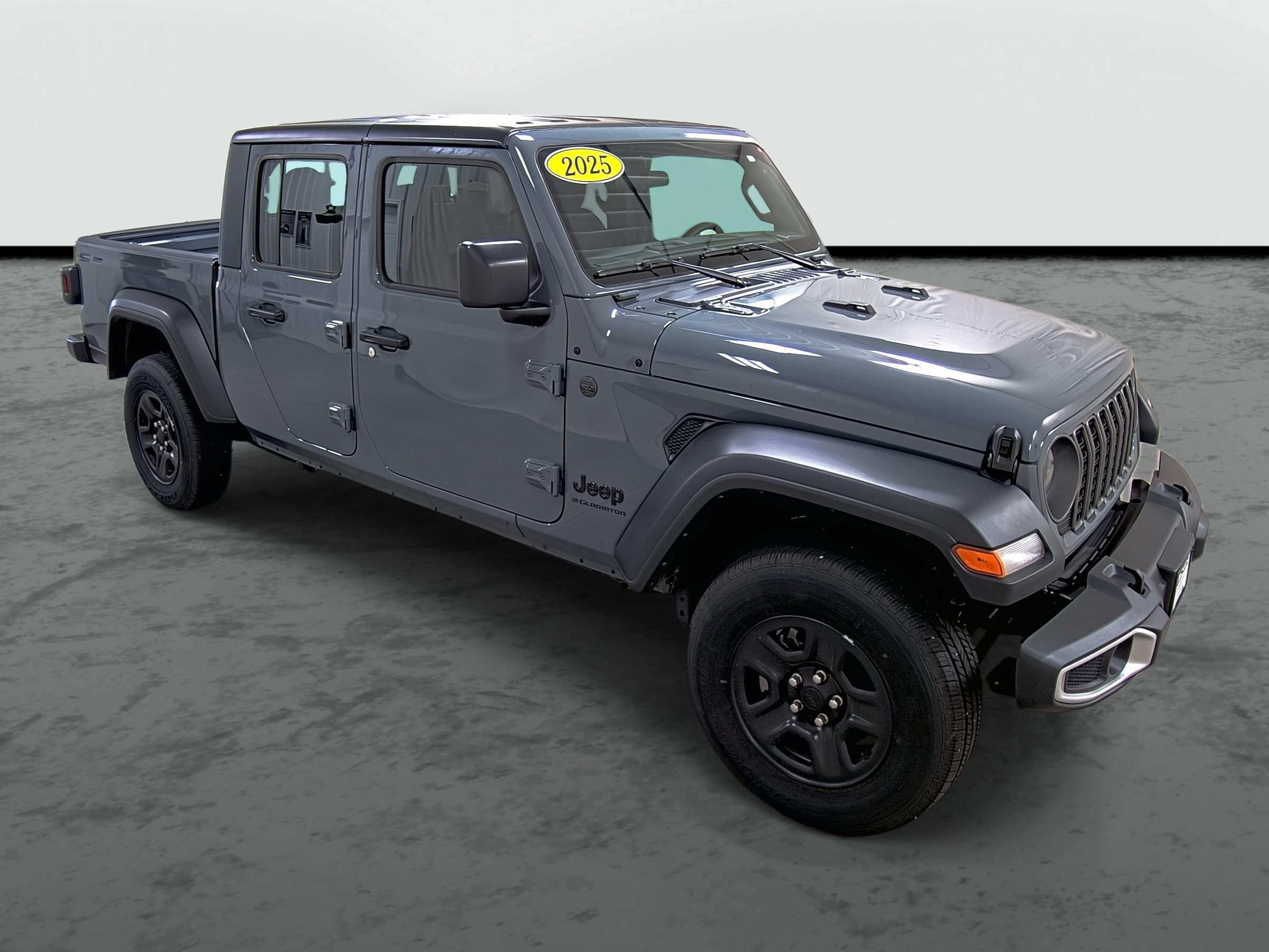 Used 2025 Jeep Gladiator Sport AWD/4WD image 5