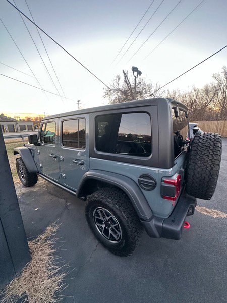 Used 2025 Jeep Wrangler Rubicon image 5