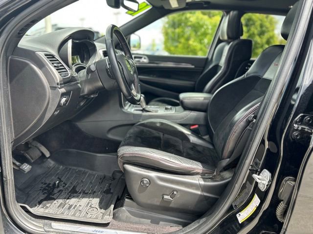 Used 2018 Jeep Grand Cherokee Trailhawk AWD/4WD image 13