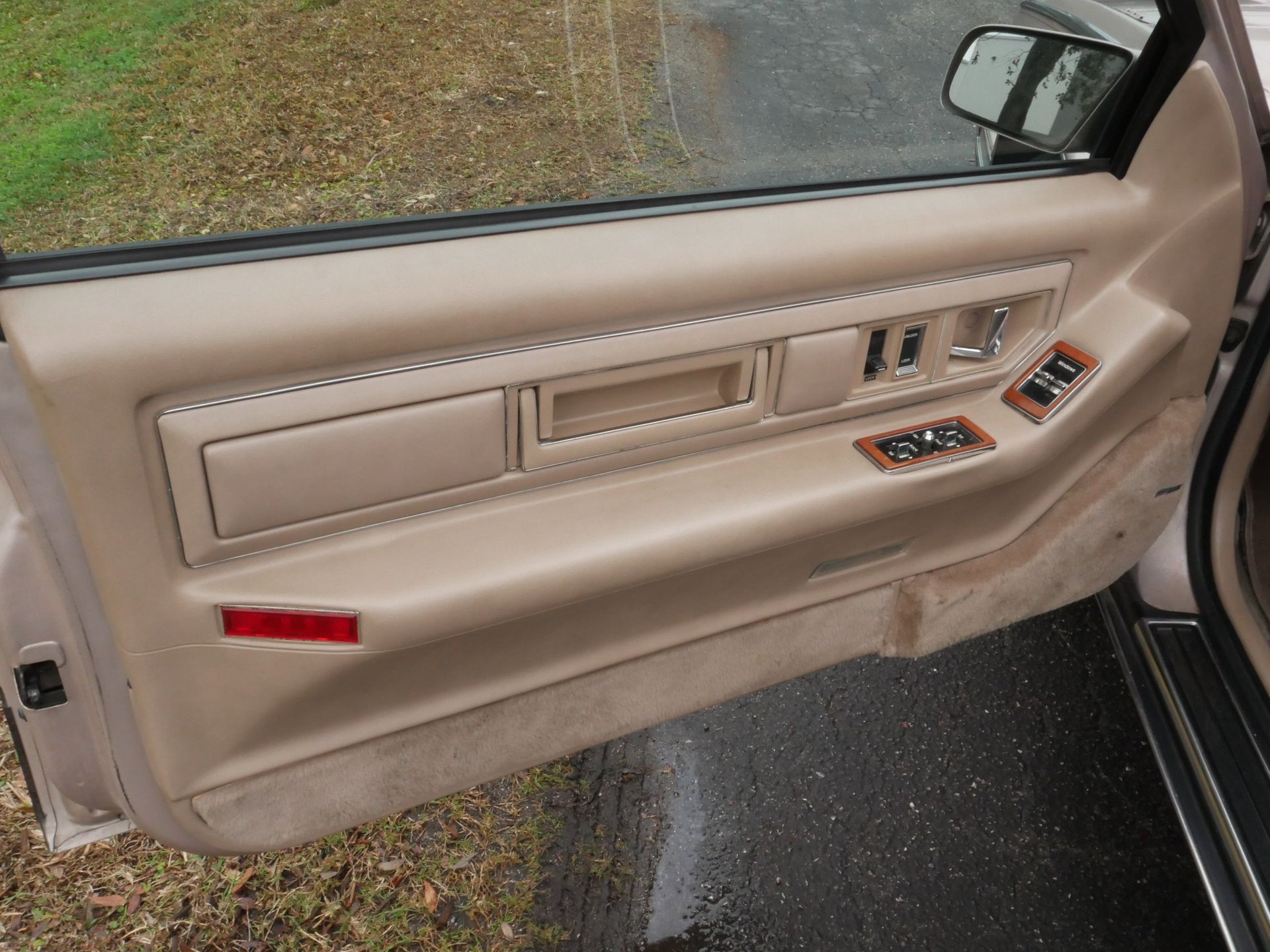 Used 1988 Cadillac Eldorado Coupe image 61