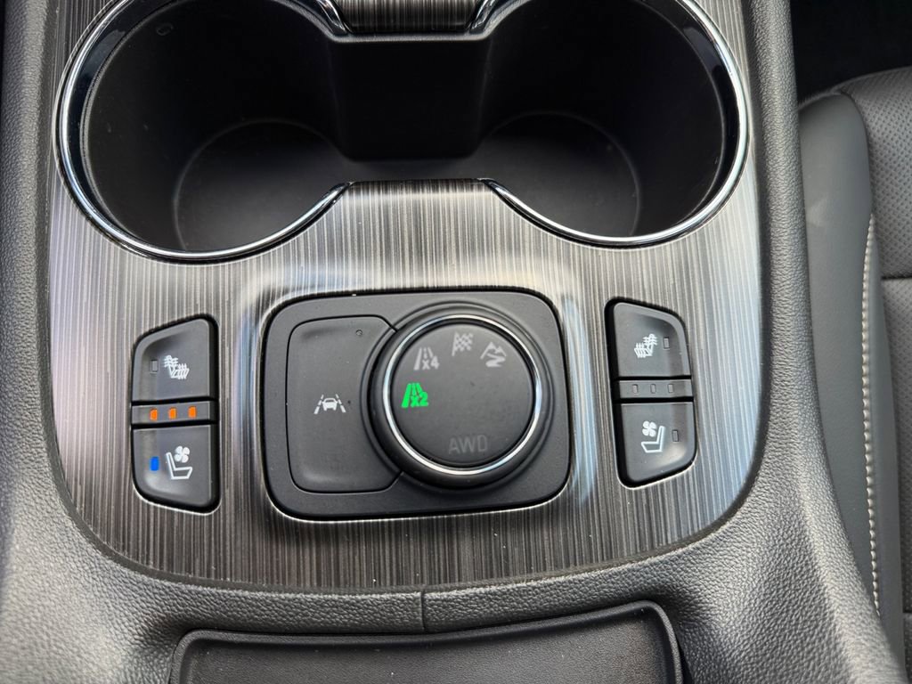 Used 2023 GMC Acadia SLT w/ Elevation Edition AWD/4WD image 19