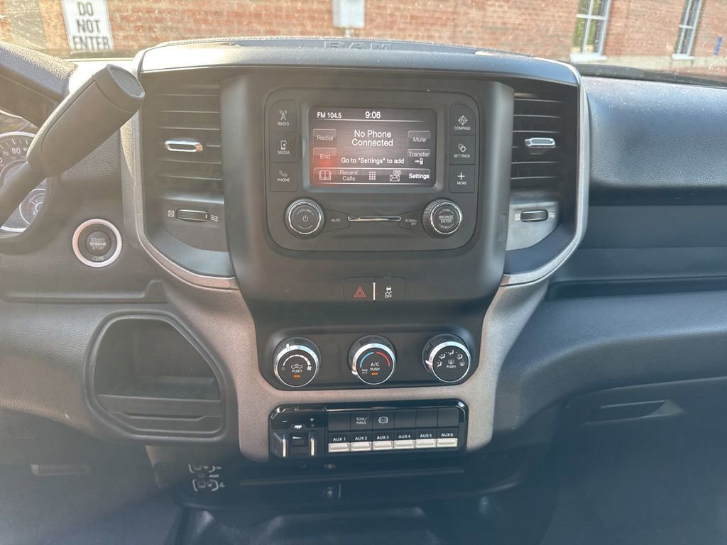 Used 2022 RAM 5500 Tradesman w/ Chrome Appearance Group AWD/4WD image 22