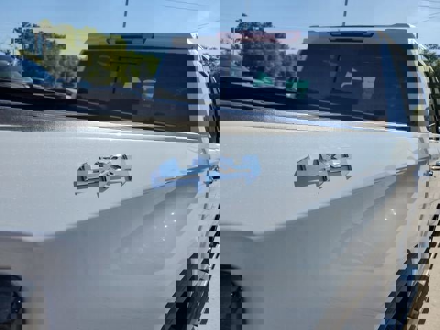 New 2026 GMC Sierra 1500 SLT w/ SLT Premium Plus Package image 10