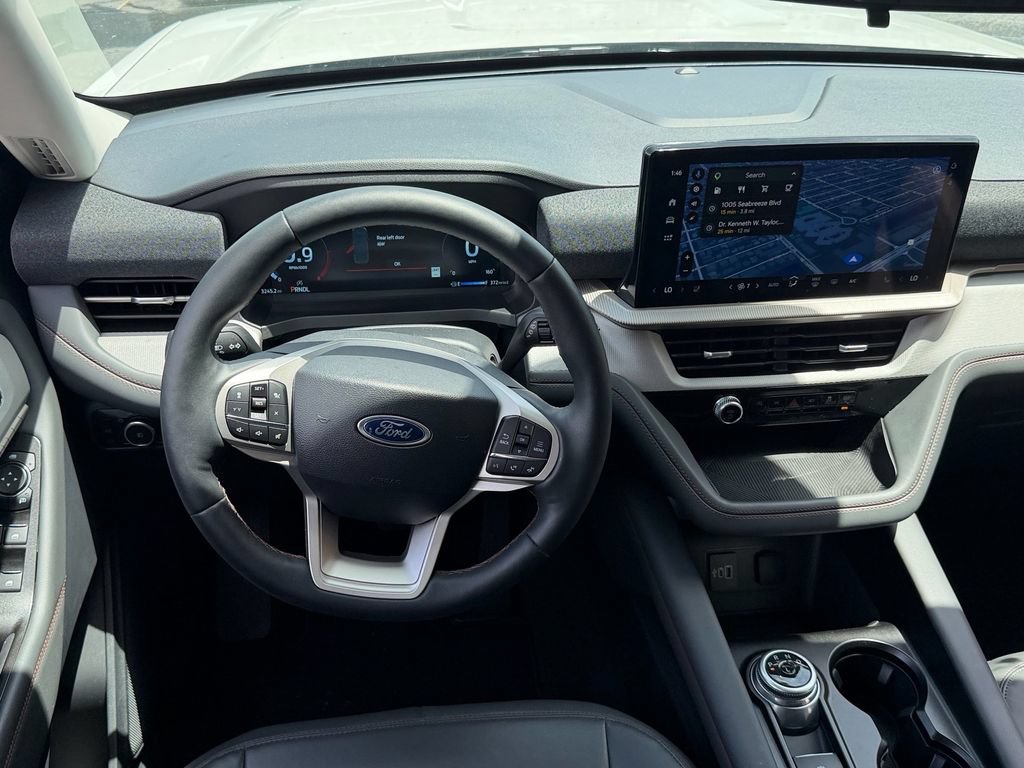 New 2026 Ford Explorer Active w/ Active Comfort Package RWD image 13