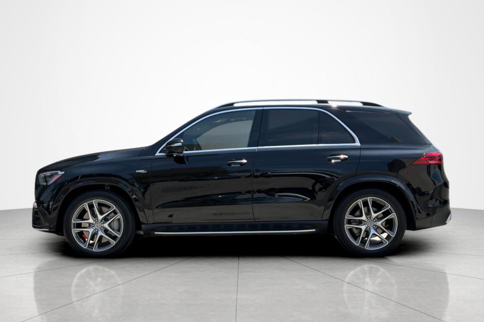 Used 2024 Mercedes-Benz GLE 53 AMG 4MATIC image 2
