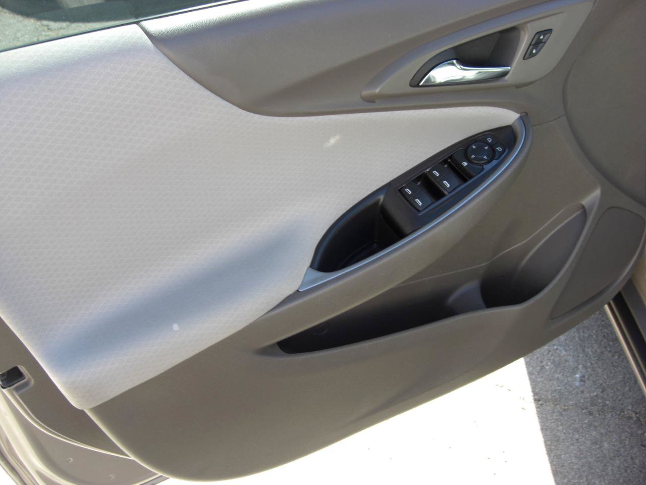 Used 2024 Chevrolet Malibu LS FWD image 19
