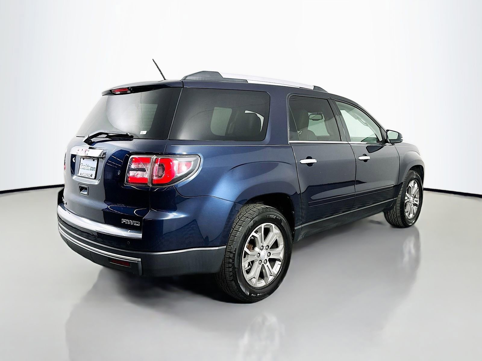 Used 2015 GMC Acadia SLT AWD/4WD image 7