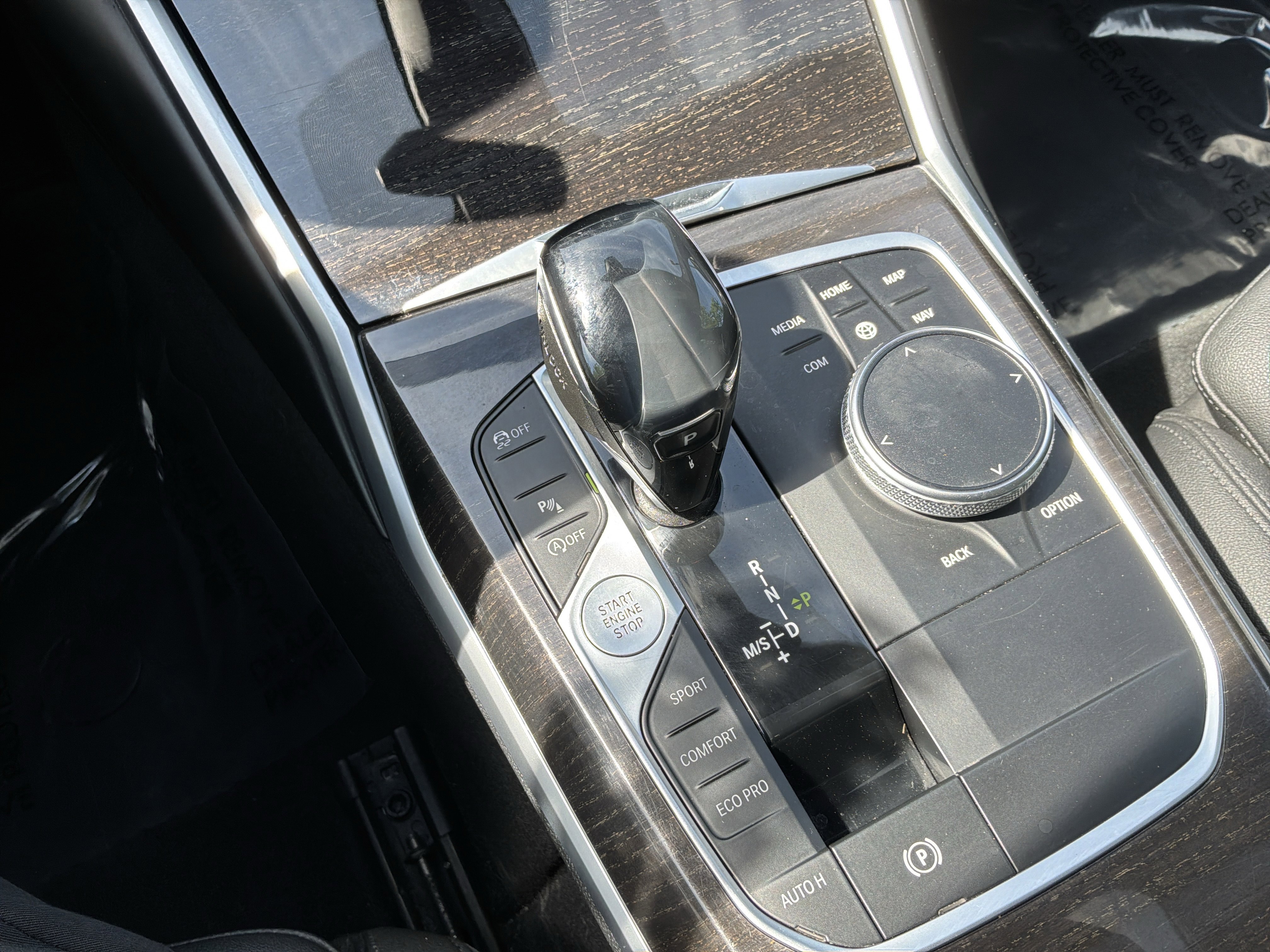 Used 2020 BMW 330i Sedan w/ Convenience Package image 26